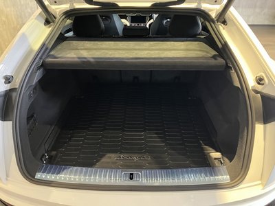 2019 Lamborghini URUS 照片 28