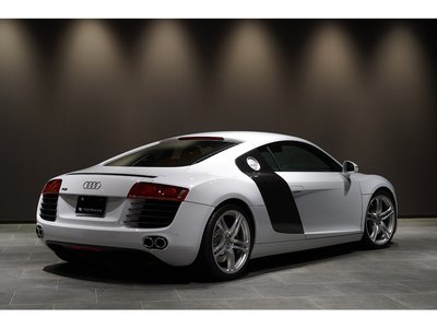 2011 AUDI R8 photo 3