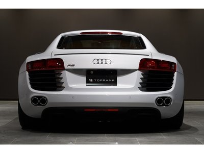 2011 AUDI R8 photo 9