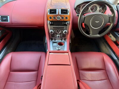 2014 Aston Martin RAPIDE 缩略图 21
