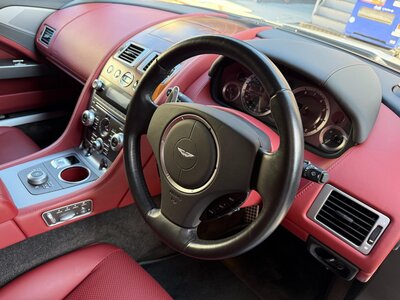 2014 Aston Martin RAPIDE 缩略图 47