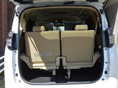 2015 Toyota VELLFIRE photo 11
