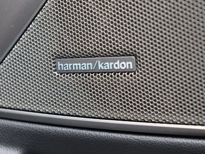 صورة 9 لـ 2020 BMW 3 SERIES