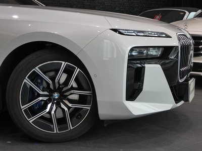 صورة 5 لـ 2023 BMW 7 SERIES