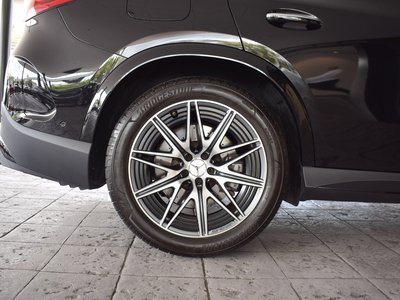 2025 Mercedes-BENZ GLC AMG 照片 16