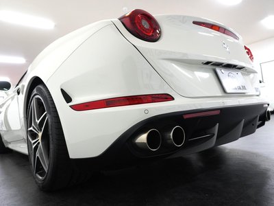 2015 Ferrari CALIFORNIA T — фото 7