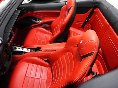 2015 Ferrari CALIFORNIA T — фото 15