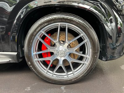 2026 Mercedes-BENZ GLE AMG photo 6