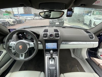 2015 Porsche CAYMAN photo 2
