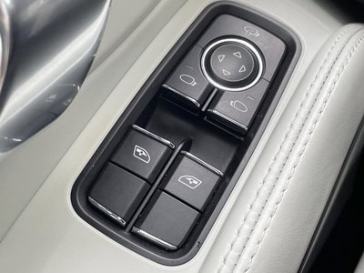 2015 Porsche CAYMAN thumbnail 42