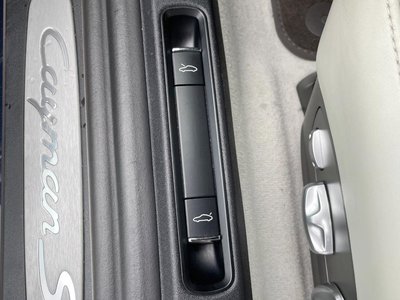 2015 Porsche CAYMAN thumbnail 41