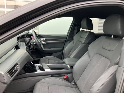 صورة مصغرة 56 لـ 2022 AUDI E-TRON