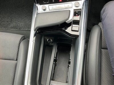 صورة مصغرة 34 لـ 2022 AUDI E-TRON