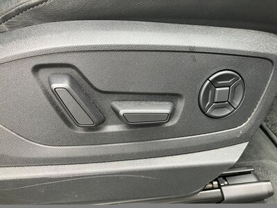 صورة مصغرة 52 لـ 2022 AUDI E-TRON