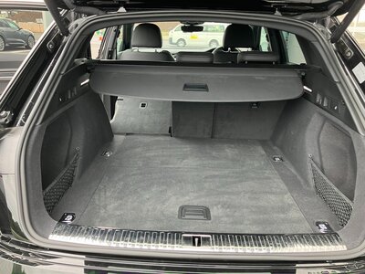 صورة مصغرة 69 لـ 2022 AUDI E-TRON