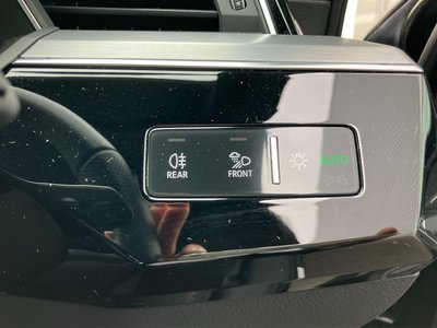 صورة مصغرة 43 لـ 2022 AUDI E-TRON
