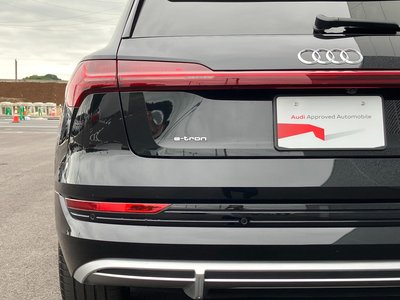 صورة مصغرة 65 لـ 2022 AUDI E-TRON