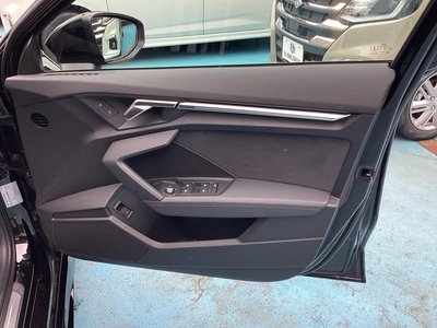 2022 AUDI RS3 SEDAN photo 9