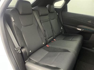 2023 Lexus RX thumbnail 30