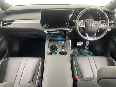 2023 Lexus RX photo 3