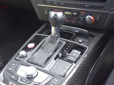 2017 AUDI RS6 AVANT — фото 16