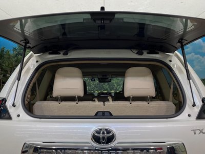 صورة مصغرة 42 لـ 2023 Toyota LAND CRUISER PRADO