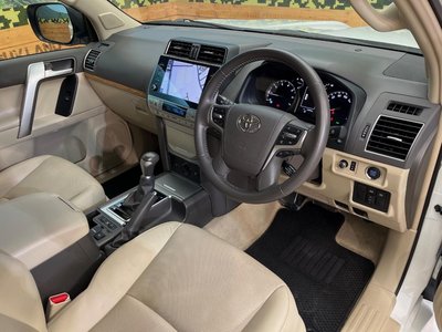 صورة مصغرة 38 لـ 2023 Toyota LAND CRUISER PRADO
