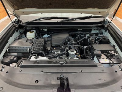 صورة مصغرة 24 لـ 2023 Toyota LAND CRUISER PRADO