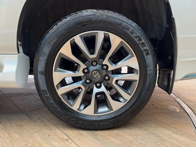 صورة مصغرة 62 لـ 2023 Toyota LAND CRUISER PRADO