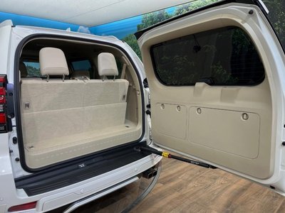 صورة مصغرة 41 لـ 2023 Toyota LAND CRUISER PRADO