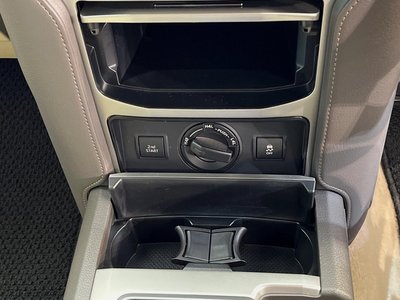 صورة مصغرة 60 لـ 2023 Toyota LAND CRUISER PRADO