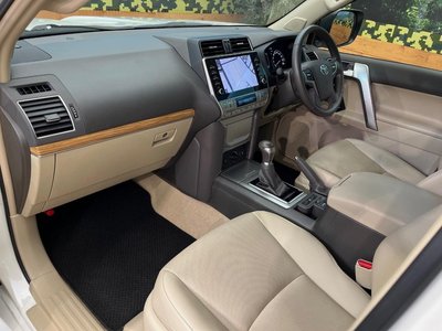 صورة مصغرة 33 لـ 2023 Toyota LAND CRUISER PRADO