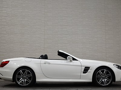 2017 Mercedes-BENZ SL thumbnail 18