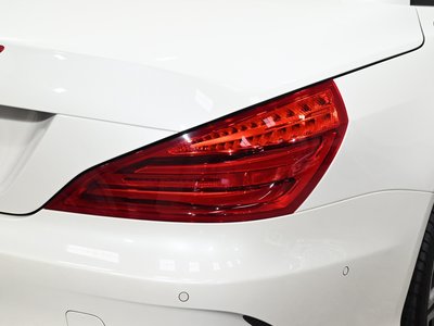 2017 Mercedes-BENZ SL thumbnail 36
