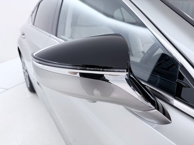 2024 Lexus ES thumbnail 42