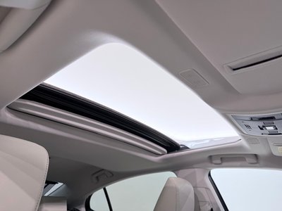 2024 Lexus ES thumbnail 22