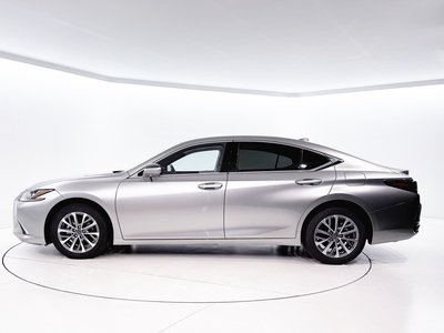 2024 Lexus ES photo 5