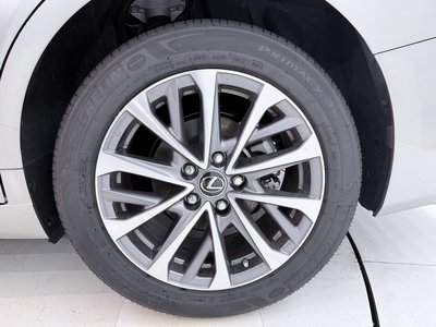 2024 Lexus ES thumbnail 49