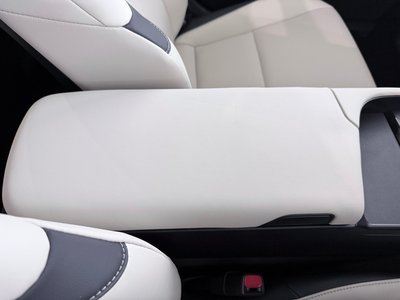 2024 Lexus ES thumbnail 26