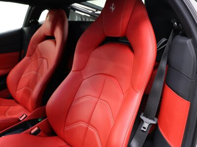 صورة مصغرة 67 لـ 2017 Ferrari 488 GTB