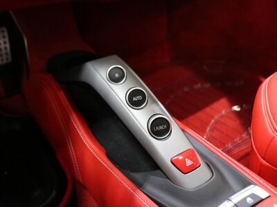 صورة مصغرة 81 لـ 2017 Ferrari 488 GTB