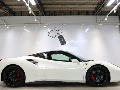 صورة مصغرة 32 لـ 2017 Ferrari 488 GTB