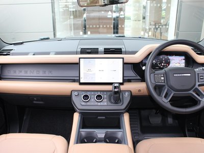 2025 LAND Rover DEFENDER photo 12
