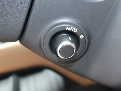 2025 LAND Rover DEFENDER thumbnail 18