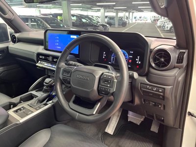 صورة 21 لـ 2024 Toyota LAND CRUISER 250