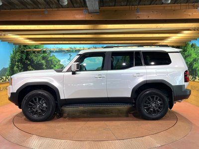 صورة 57 لـ 2024 Toyota LAND CRUISER 250
