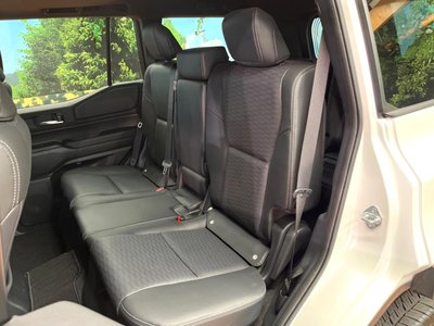 صورة 23 لـ 2024 Toyota LAND CRUISER 250