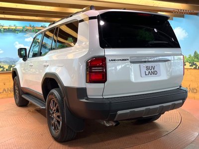 صورة 62 لـ 2024 Toyota LAND CRUISER 250