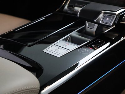 صورة مصغرة 185 لـ 2024 AUDI A8