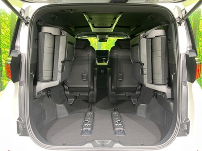 2025 Toyota ALPHARD 照片 11